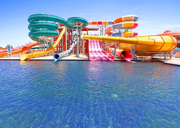 Pickalbatros Laguna Vista Aqua Park Resort 5*
