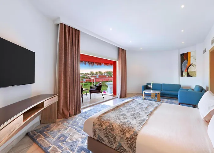Pickalbatros Laguna Vista Aqua Park Resort 5*
