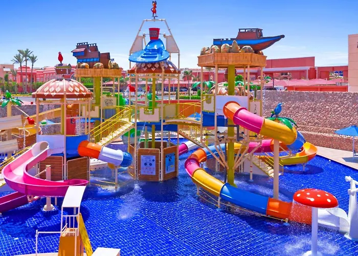 Pickalbatros Laguna Vista Aqua Park Resort 5*